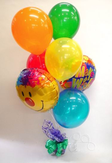  Ankara Anadolu Anadolu nternetten iek siparii  17 adet uan balon ve kk kutuda ikolata