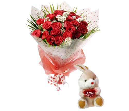 10 adet kirmizi gül ve hediye pelus oyuncak  Ankara Anadolu uluslararası çiçek gönderme 