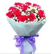 12 adet k�rm�z� g�l ve beyaz k�r �i�ekleri  Ankara Anadolu �i�ek�i ma�azas� 