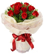 12 adet k�rm�z� g�l buketi  Ankara Anadolu anneler g�n� �i�ek yolla 