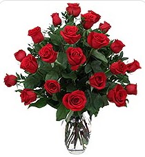 Ankara Anadolu çiçek siparişi sitesi  24 adet kırmızı gülden vazo tanzimi