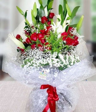 K�z isteme buketi lilyum g�l  Ankara Anadolu �i�ek g�nderme 