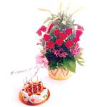  Ankara Anadolu 14 şubat sevgililer günü çiçek  Yaspasta ve 12 adet kirmizi gül kir çiçekleri