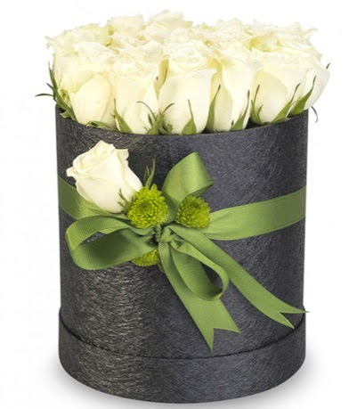 27 adet beyaz gülden görsel kutu çiçeği  Ankara Anadolu çiçekçiler  